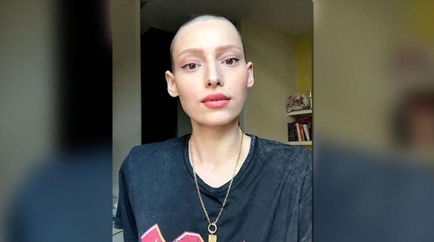 Üsküdar Üniversitesi Rektörü Nevzat Tarhan'ın Neslican Tay paylaşımı tartışma yarattı