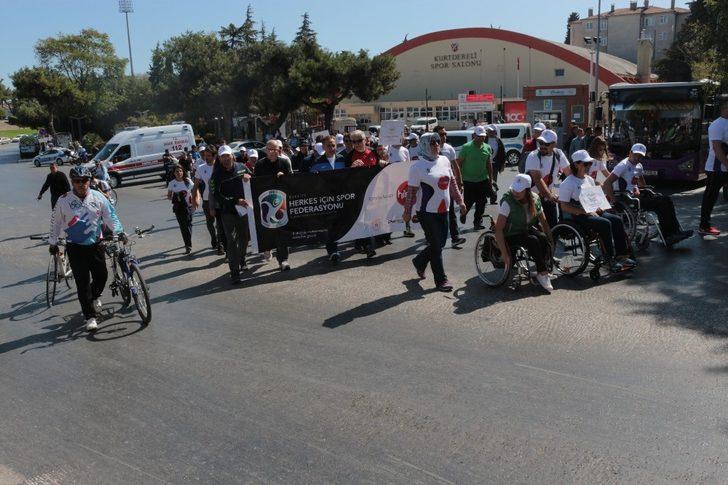 Sağlık için beraber yürüdüler G4