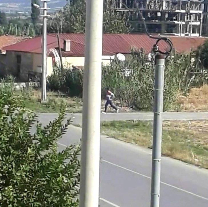 İzmir'de boşandığı eşinin barışma teklifini kabul etmeyen eski hemşire 30 yerinden bıçaklandı G4