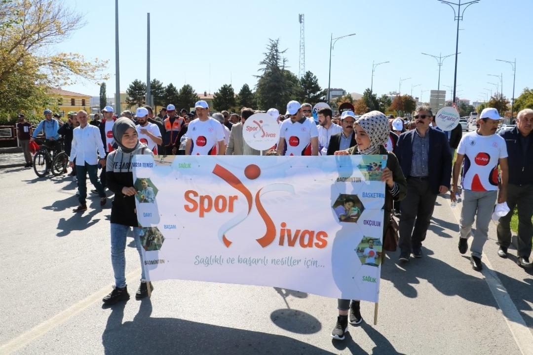 Sivas&rsquo;ta hep beraber y&uuml;r&uuml;nd&uuml;