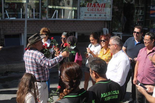 Kuşadası’nda “ arabasız “ temiz bir gün