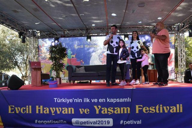 Türkiye’nin ilk Evcil Hayvan ve Yaşam Festivali ’’Petival’ renkli anlara sahne oldu
