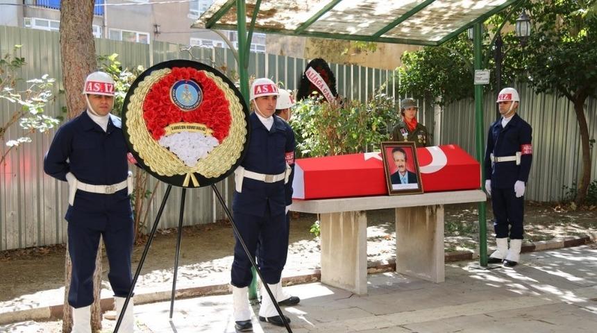 Kore gazisi H&uuml;seyin Tırpan son yolculuğuna uğurlandı