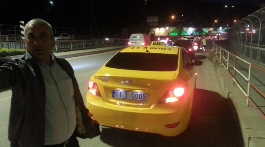 Hamsu k&ouml;pr&uuml;s&uuml;nde zincirleme trafik kazası: 1 yaralı