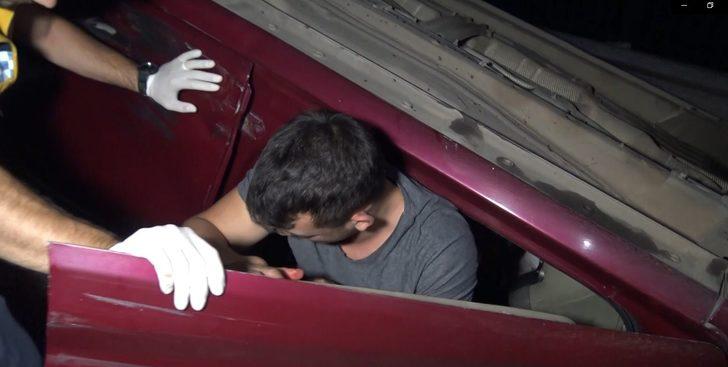 Bursa'da kaza yapan sürücü şoka girdi! Son ses müzik dinleyip, sigara içti G4