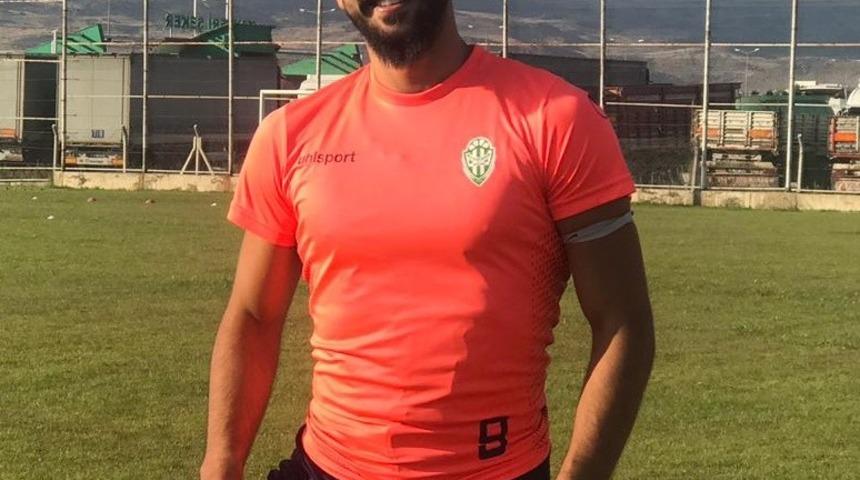 Sezonun ilk gol&uuml;n&uuml; Ramazan Aksoy attı