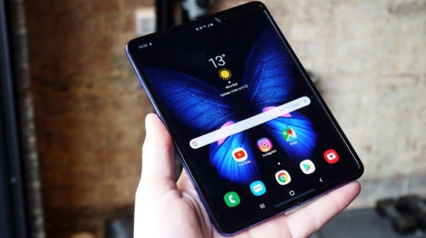 Samsung Galaxy Fold kullanımı için önemli bir video yayınladı 