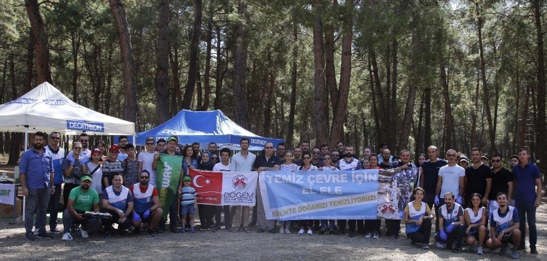 Mesire alanından 265 kilogram &ccedil;&ouml;p toplandı