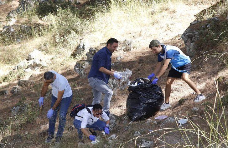 Mesire alanından 265 kilogram çöp toplandı G4