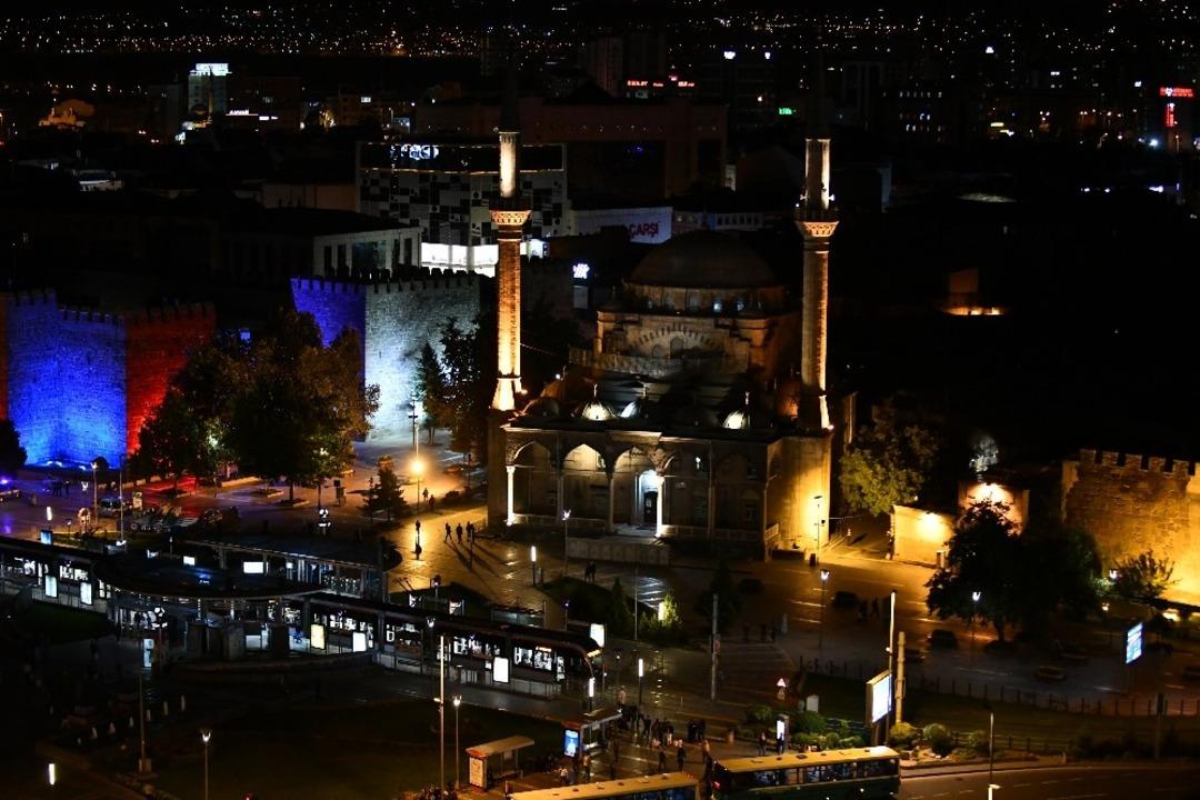 Kayseri&rsquo;de muhteşem g&uuml;n batımı