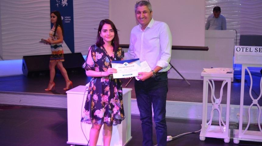 GEV’den bursiyerlere başarı belgesi