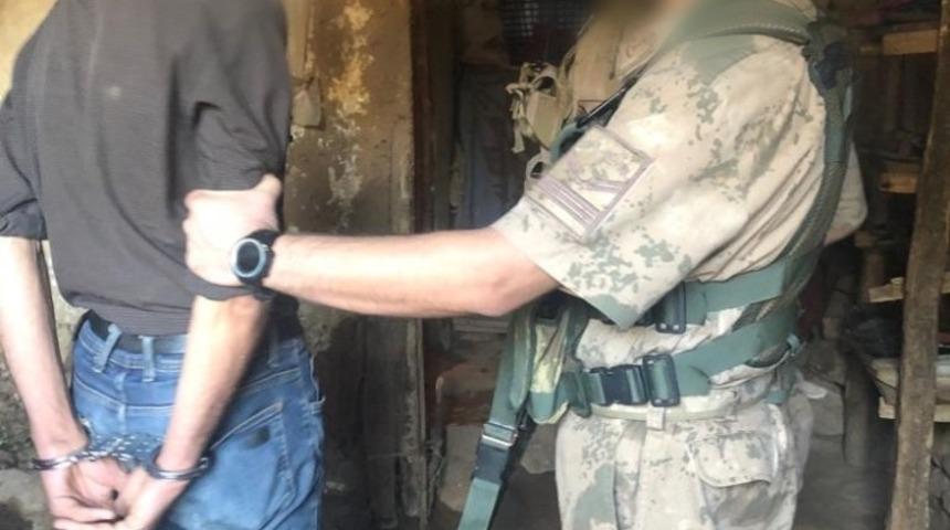 Siirt&rsquo;te &ccedil;eşitli su&ccedil;lardan aranan 10 ş&uuml;pheli yakalandı