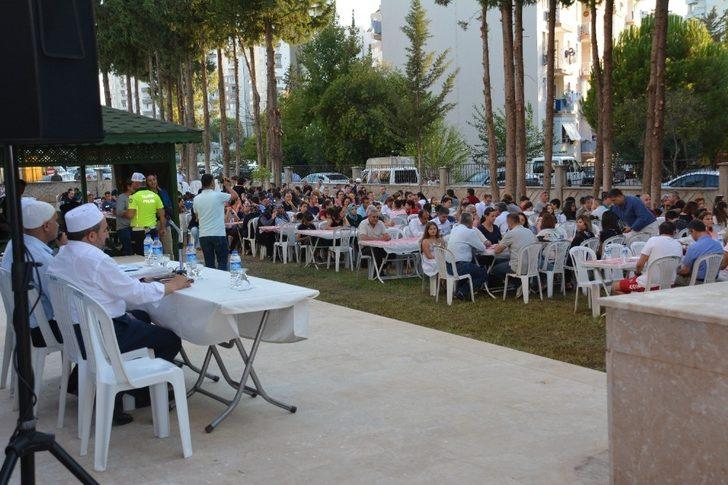 Antalya emniyet personeli aşure etkinliğinde bir araya geldi G3