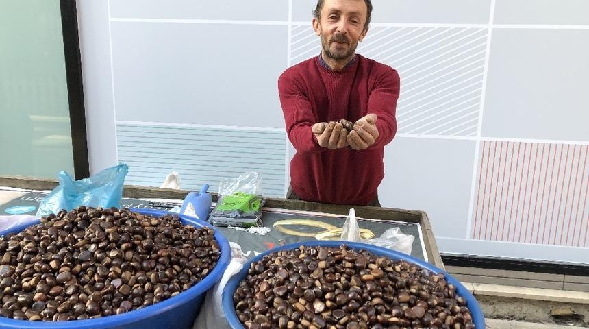 Kışın habercisi kestane tezgahlarda