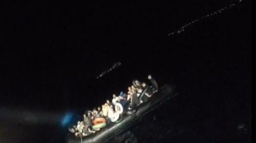 Lastik botla &ouml;l&uuml;m yolculuğuna &ccedil;ıktılar