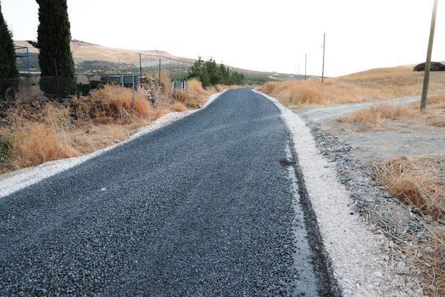 Şanlıurfa kırsalında yol çalışmaları devam ediyor