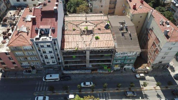 Kadıköy'de evin salonu betonla doldu!  G2