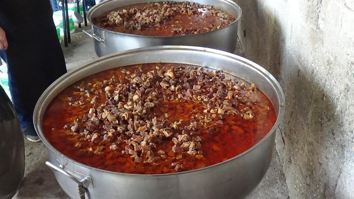 Yılların takım yemeği geleneği devam ettiriliyor