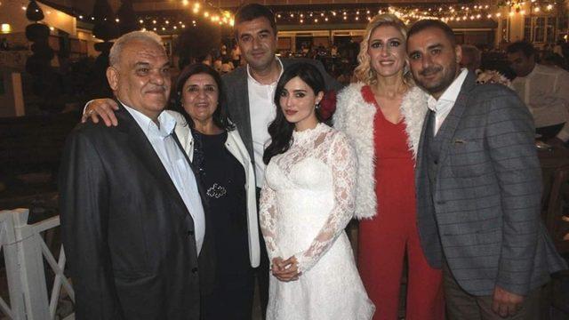 Melike İpek Yalova, yapımcı Altuğ Gültan ile evlendi