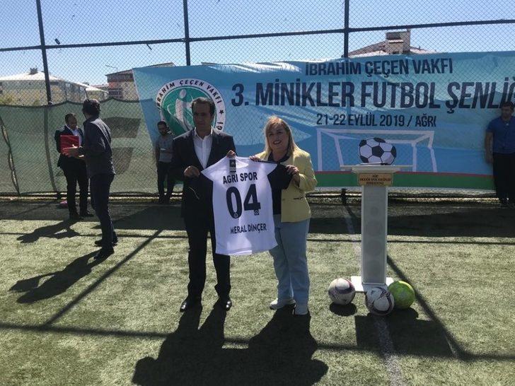 Ağrı’da Minikler Futbol Şenliği düzenlendi*- G4