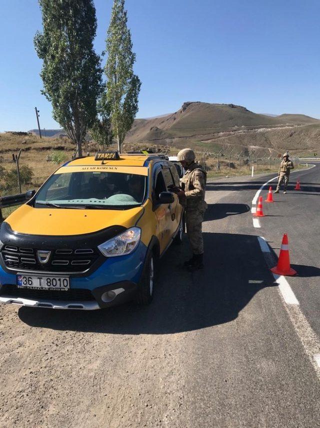 Kars’tan jandarmadan “Türkiye Huzur ve Güven