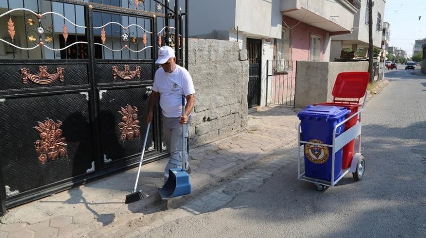 Y&uuml;reğir&rsquo;de g&uuml;nl&uuml;k 360 ton &ccedil;&ouml;p toplanıyor