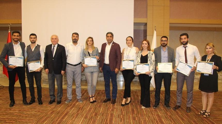 TBB&rsquo;de eğitimini tamamlayan stajyer avukatlar sertifikalarını aldı