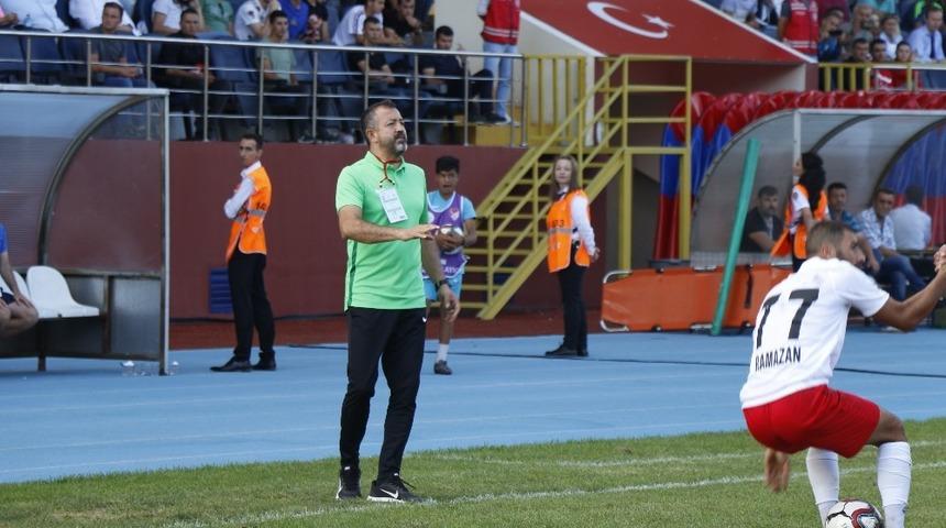 Zonguldak Kömürspor Teknik Direktörü Serkan Afacan: "Kupada ve ligde kazanmak için sahaya çıkacağız"