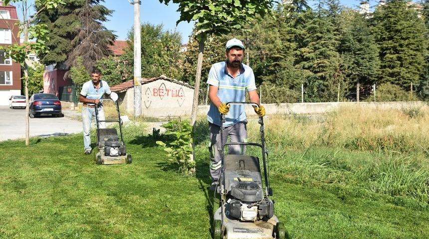 Tepebaşı&rsquo;nın parklarında &ccedil;alışmalar s&uuml;r&uuml;yor