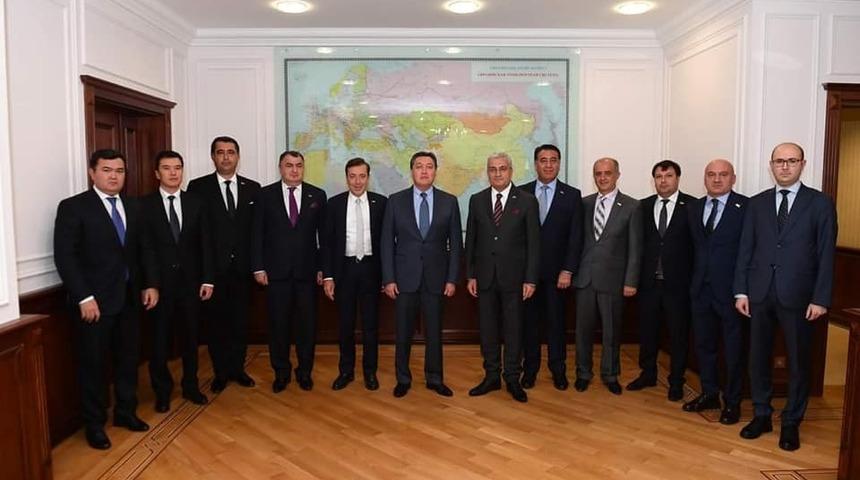 DAT&Uuml;B, Kazakistan Başbakanı ile bir araya geldi