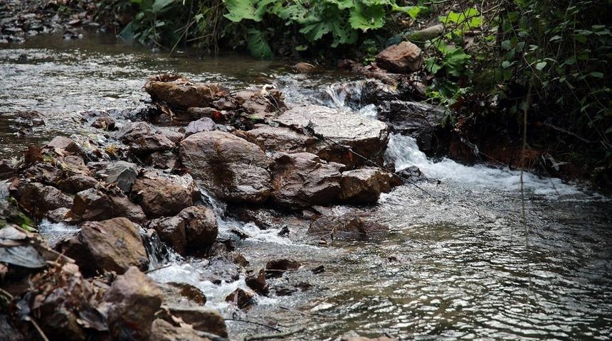Hendek&rsquo;in iki mahallesi doğal kaynak suyuyla buluştu