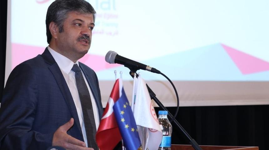 Halk Sağlığı Genel M&uuml;d&uuml;r&uuml; Kara, &ldquo;D&uuml;nyaya &ouml;rnek olmaya devam ediyoruz"