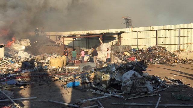 Bursa'da geri dönüşüm fabrikasında yangın 