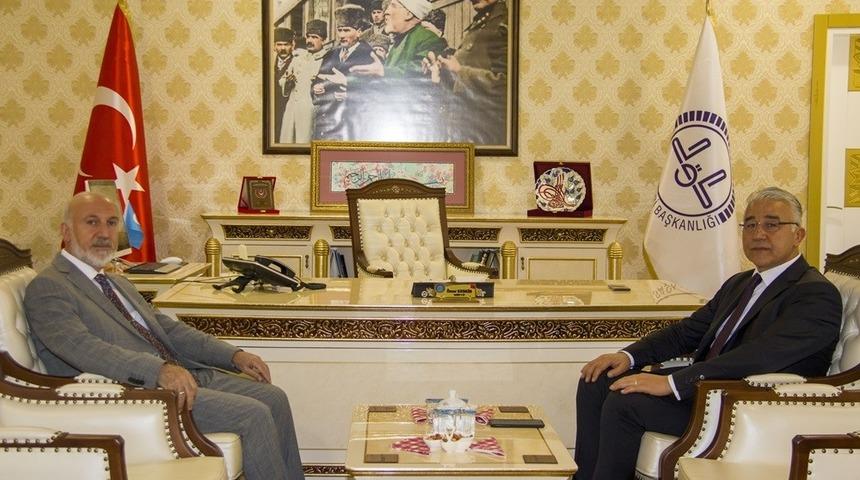 Emniyet M&uuml;d&uuml;r&uuml; Ekici&rsquo;den M&uuml;ft&uuml; Keskin&rsquo;e veda ziyareti