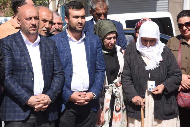 Bitlis'te, STK'lardan Diyarbakırlı annelere destek açıklaması