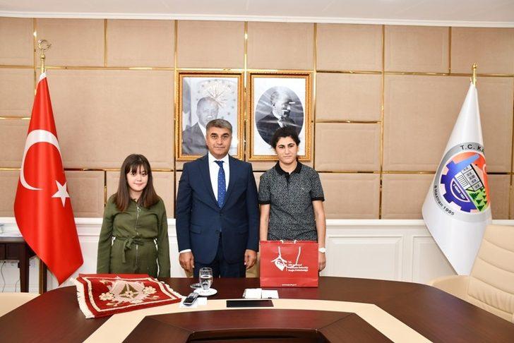 Milaslı özel öğrencilerden Vali Gürel’e ziyaret G4