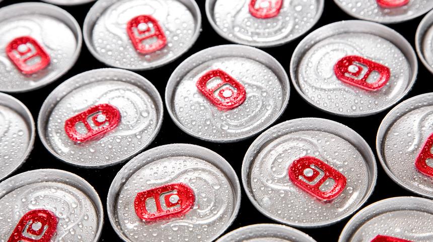 Enerji içecekleri içeriği nedir?  Enerji içecekleri gerçekten kansere neden oluyorlar mı?