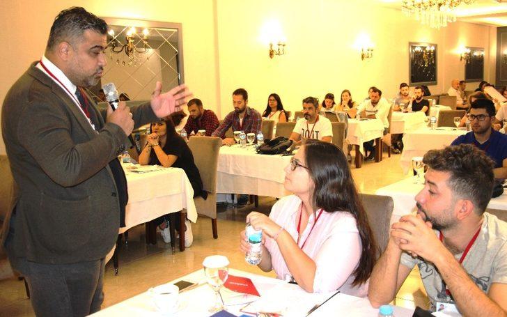 Kedi köpeklerde bağırsak hastalıkları ile probiyoterapi ve fekal mikrobiyata transferi Aydın’da konuşuldu G4