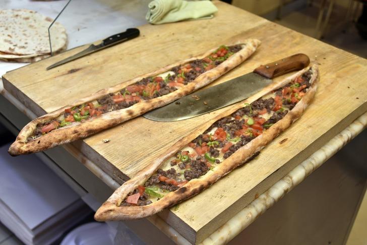 Bu pideyi yemek için kilometrelerce yol geliyorlar G2