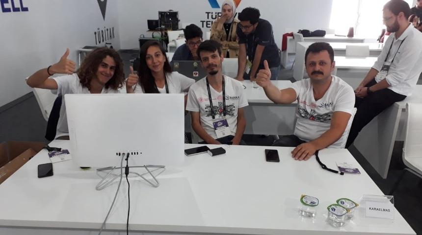 Karaelmas Teknoloji Takımı b&uuml;y&uuml;k bir başarıya imza attı