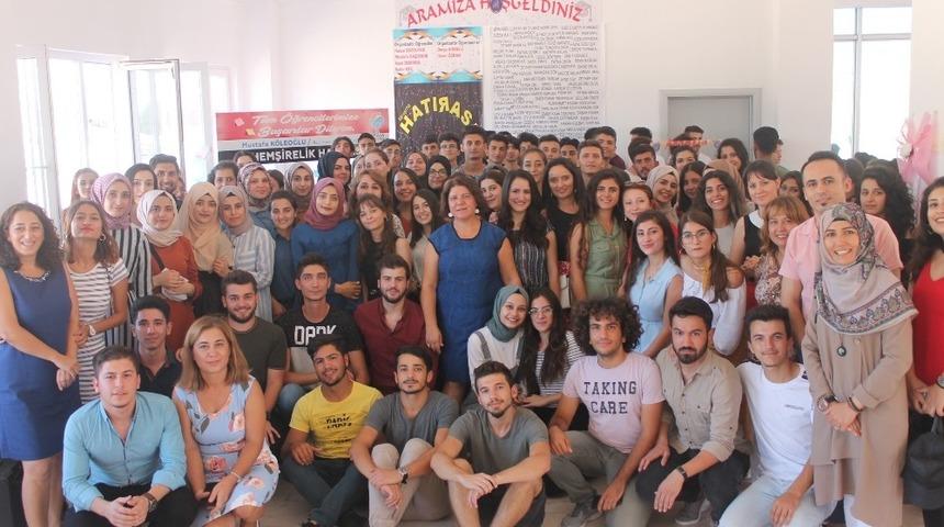 Sağlık Bilimleri Fak&uuml;ltesinde tanışma kokteyli d&uuml;zenlendi