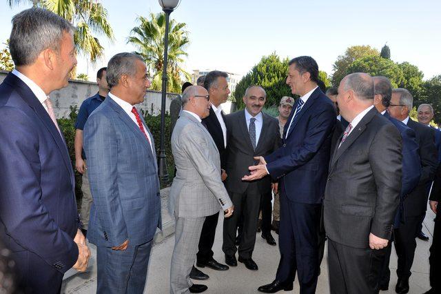 Milli Eğitim Bakanı Ziya Sel&ccedil;uk, Osmaniye&rsquo;de 2