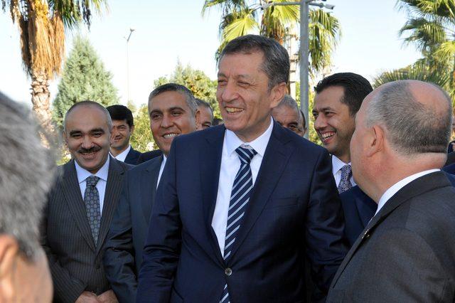 Milli Eğitim Bakanı Ziya Sel&ccedil;uk, Osmaniye&rsquo;de 3