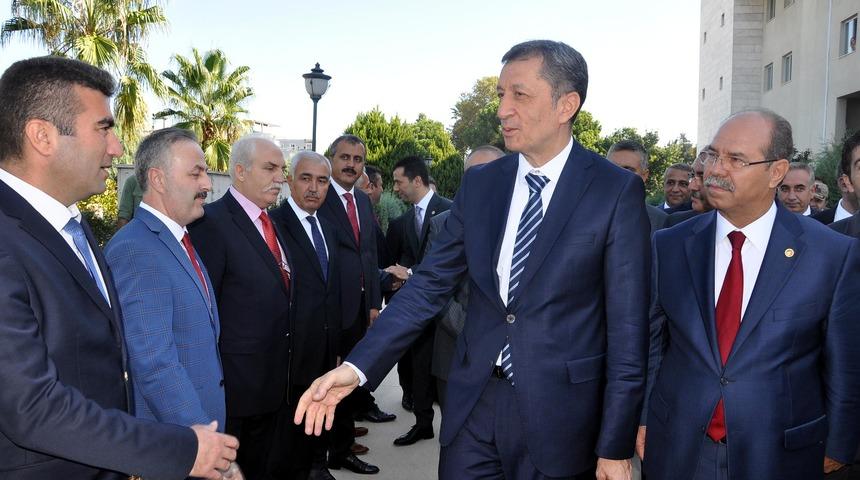 Milli Eğitim Bakanı Ziya Sel&ccedil;uk, Osmaniye&rsquo;de