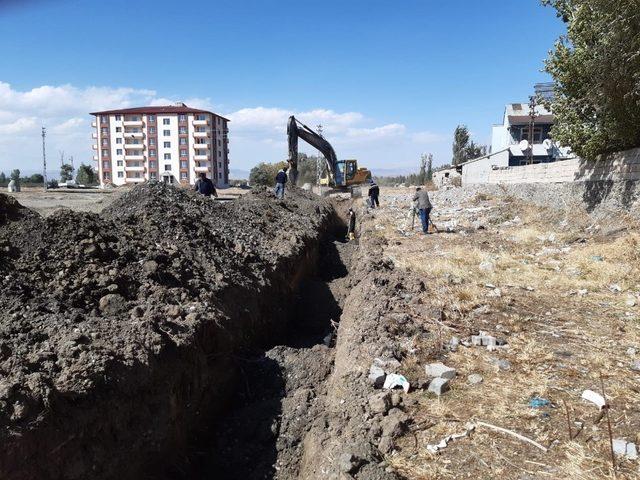 Ağrı’da alt yapı çalışmaları devam ediyor