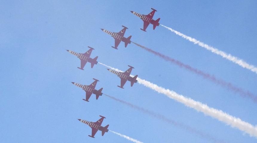 T&uuml;rk Yıldızları, Adana semalarında u&ccedil;acak