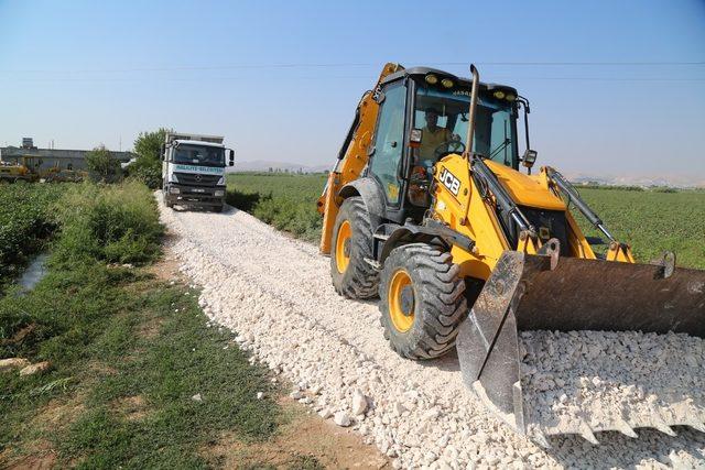 Çamursuz yollar için Haliliye’de kış hazırlıkları sürüyor