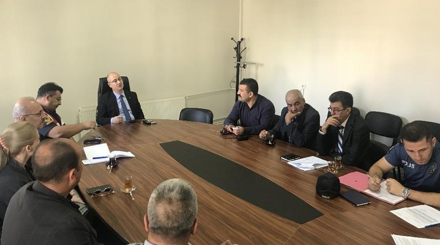 Boz&uuml;y&uuml;k&rsquo;te il&ccedil;e spor g&uuml;venlik kurulu toplantısı