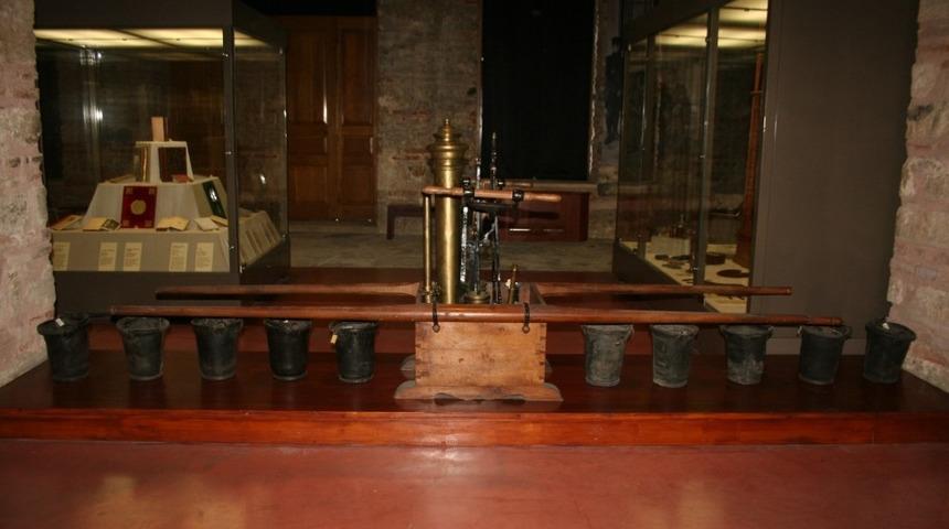 Saray Koleksiyonları M&uuml;zesi vatandaşların ilgi odağı oldu