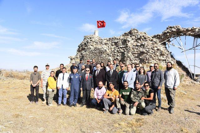 Karacahisar Kalesi’nde kazı çalışmaları yeniden başladı